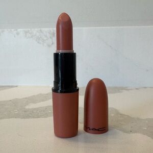 MAC Kinda Sexy Matte Lipstick Limited Edition